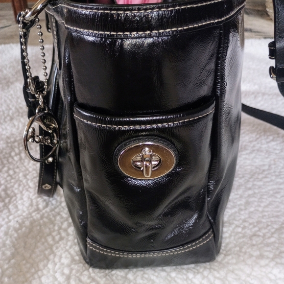 Coach, absolutely stunning: classic black, NWT - Picture 4 of 8